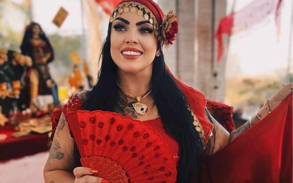 Cigana Michelle - Crédito da Foto: @thaiisalvares - @ostudioliberta / Divulgação